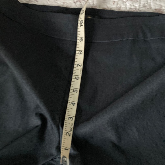 JM Collection Capris with Rhinestones at calf Size M - Picture 7 of 10